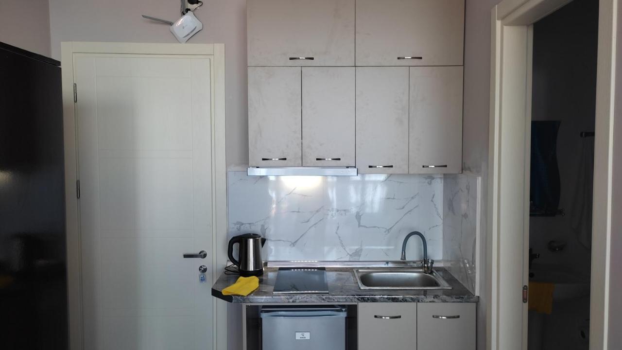 Geno Guest House Kvariati Bagian luar foto