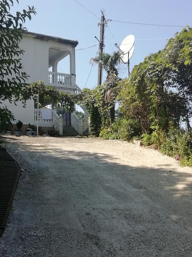 Geno Guest House Kvariati Bagian luar foto