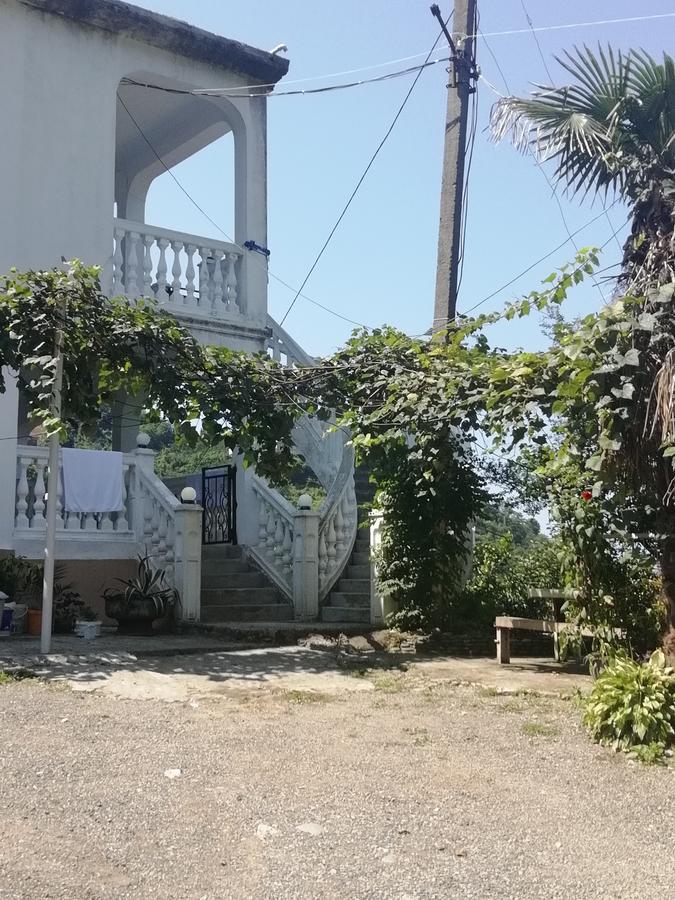 Geno Guest House Kvariati Bagian luar foto