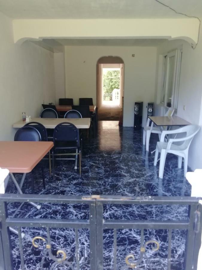 Geno Guest House Kvariati Bagian luar foto
