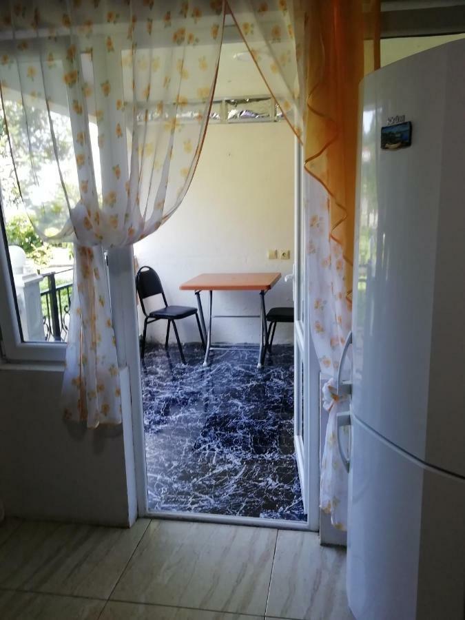Geno Guest House Kvariati Bagian luar foto