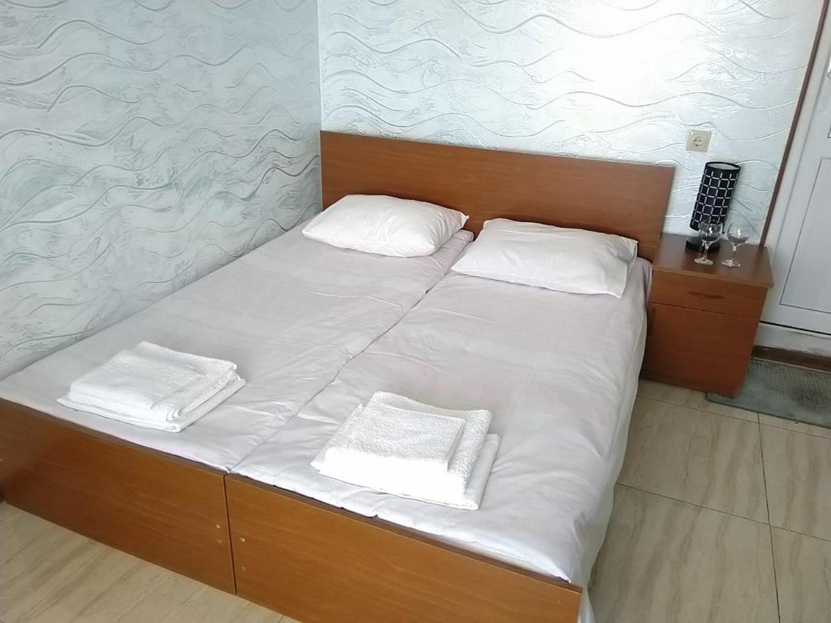 Geno Guest House Kvariati Bagian luar foto