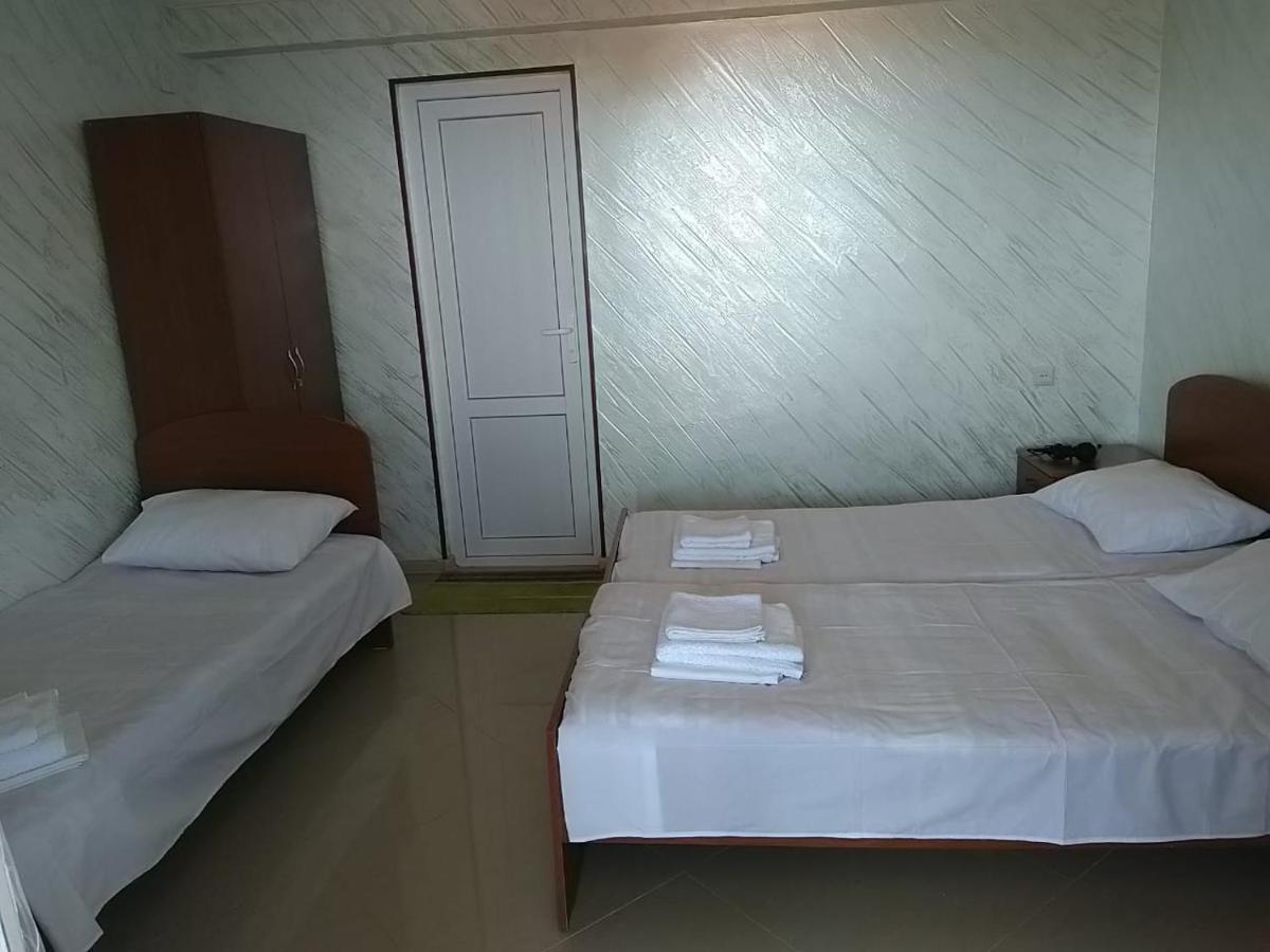 Geno Guest House Kvariati Bagian luar foto