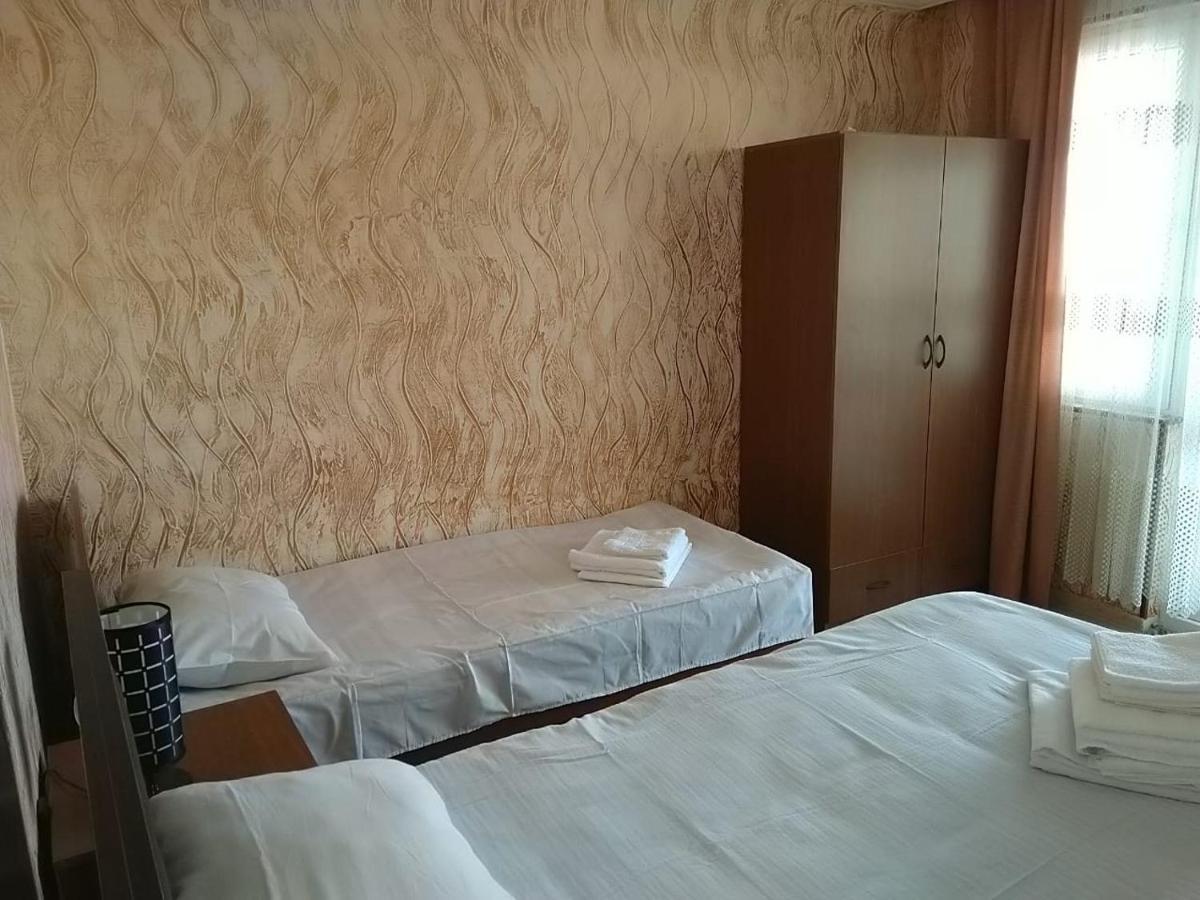 Geno Guest House Kvariati Bagian luar foto
