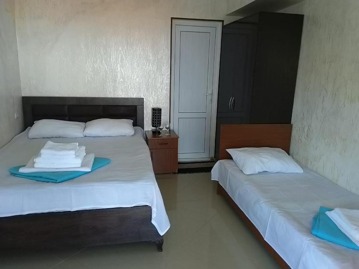 Geno Guest House Kvariati Bagian luar foto