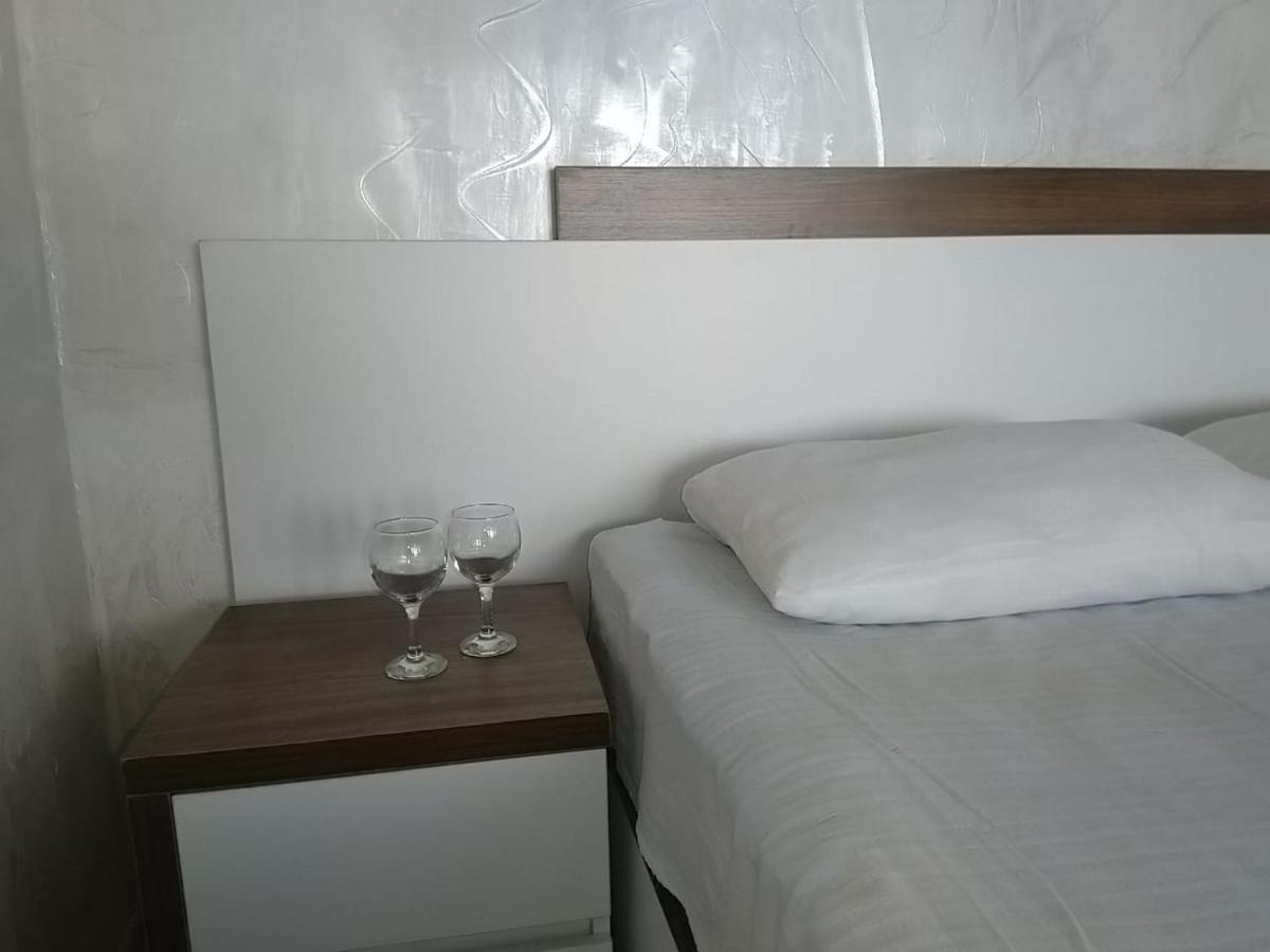 Geno Guest House Kvariati Bagian luar foto