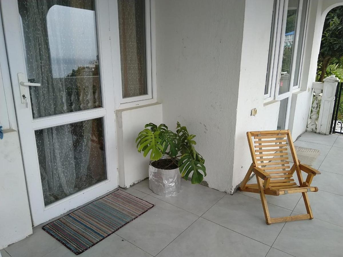 Geno Guest House Kvariati Bagian luar foto